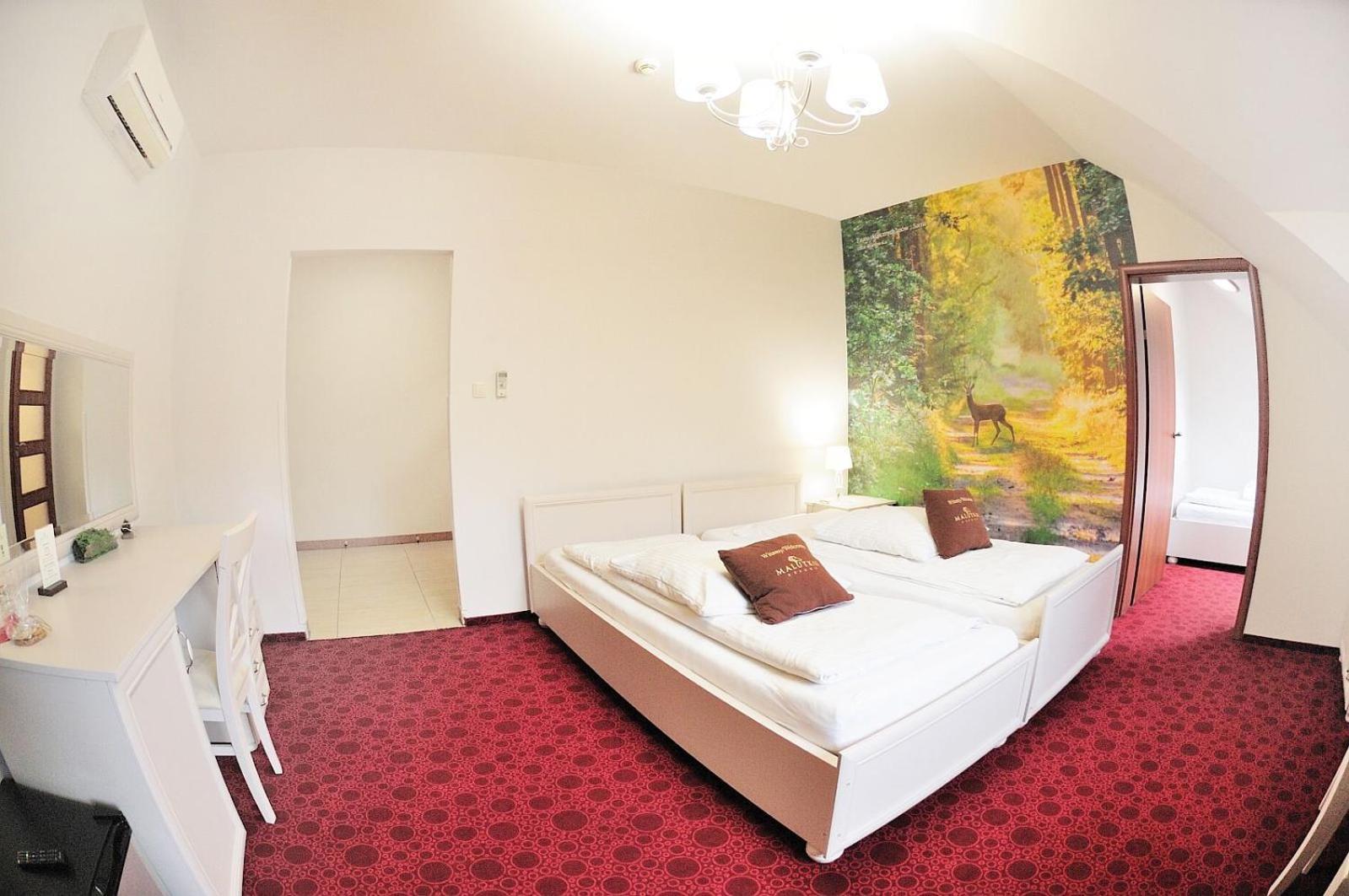 ראדומסק Malutkie Resort מראה חיצוני תמונה