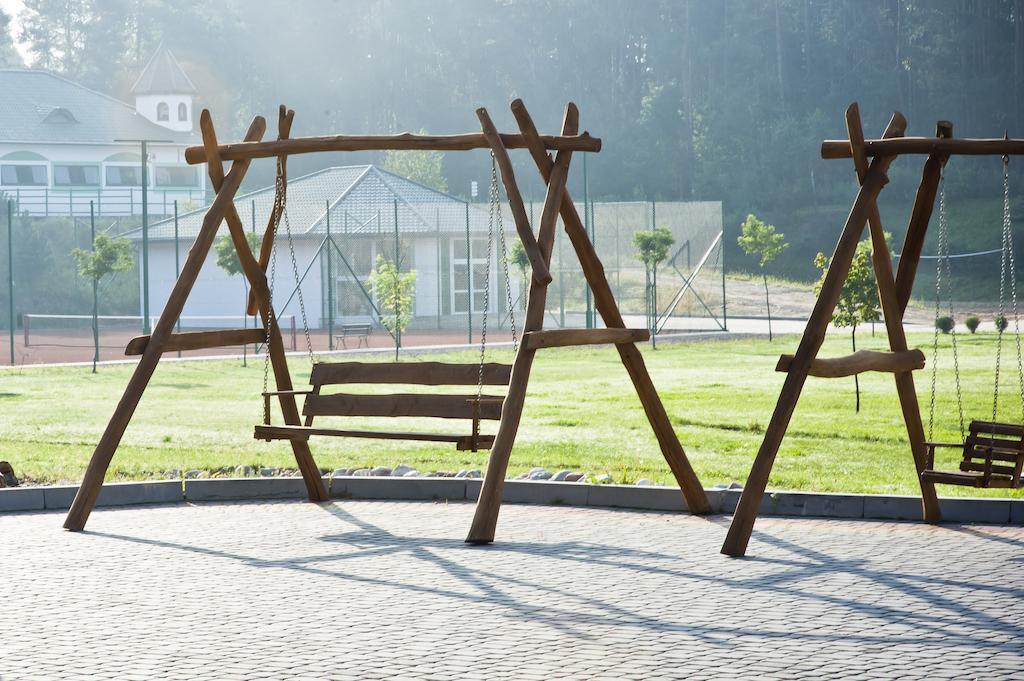 ראדומסק Malutkie Resort מראה חיצוני תמונה