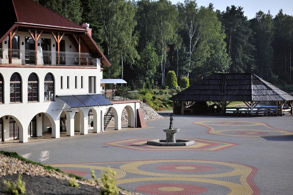 ראדומסק Malutkie Resort מראה חיצוני תמונה
