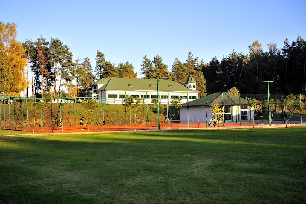 ראדומסק Malutkie Resort מראה חיצוני תמונה